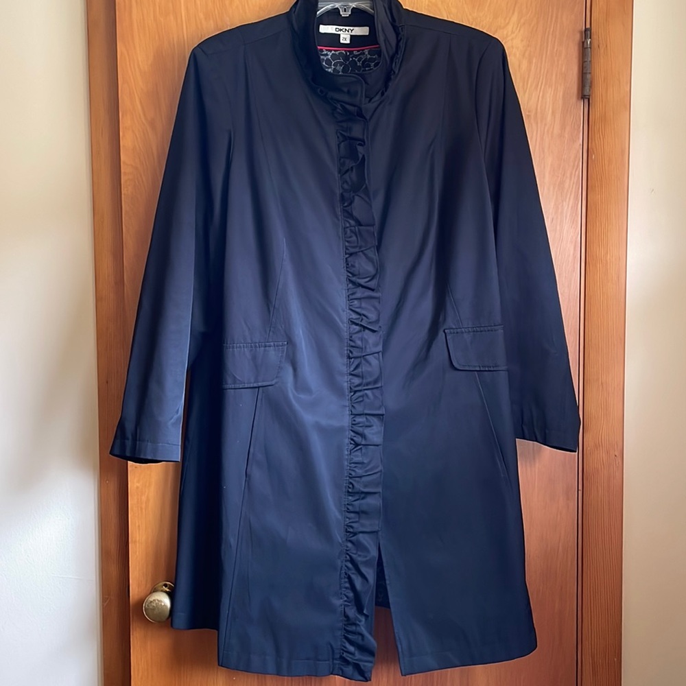 DKNY Trench Coat 2X   excellent condition